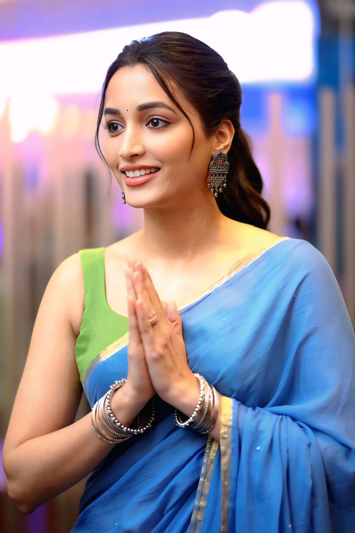 Srinidhi Shetty’s Modern Take on Classic South Indian Saree Style