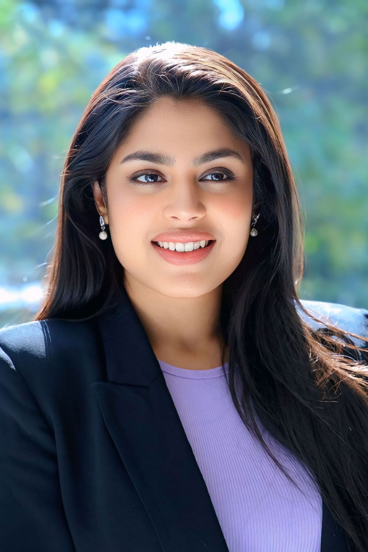 Faria Abdullah Legal Chic Nod to Judge Role Soudhamini