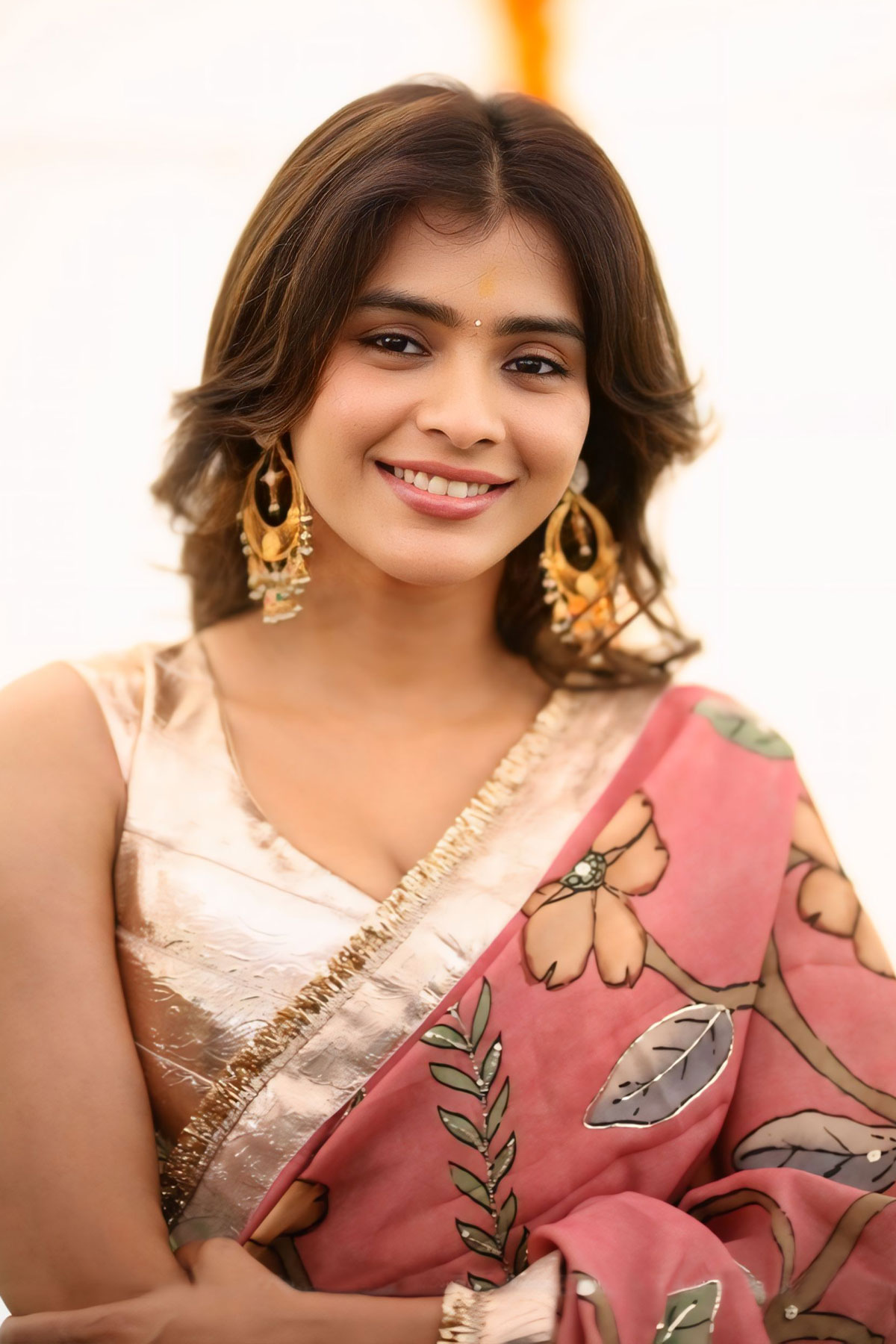 Bobby Simha 25 Launch: Hebah Patel in Traditional Saree Look