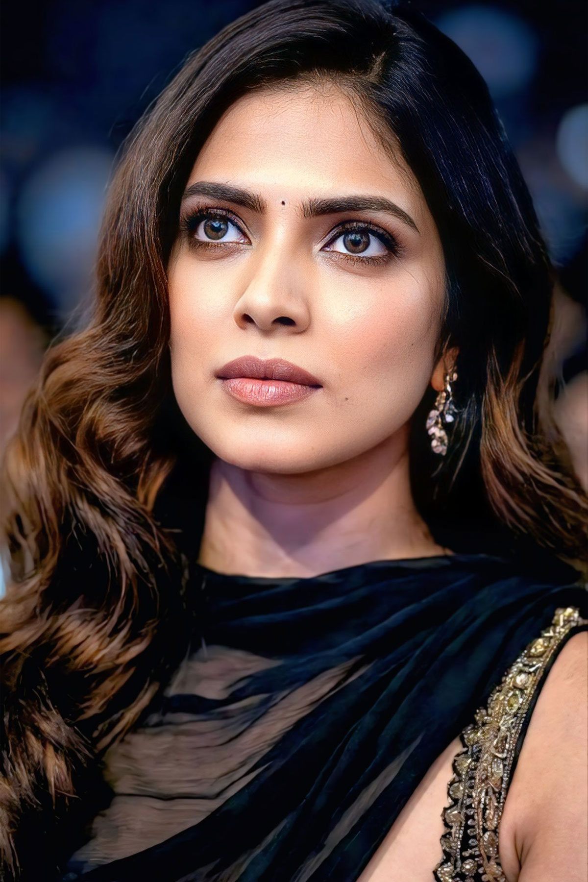 Malavika Mohanan Antique Gold Embroidered Blouse: A Closer Look