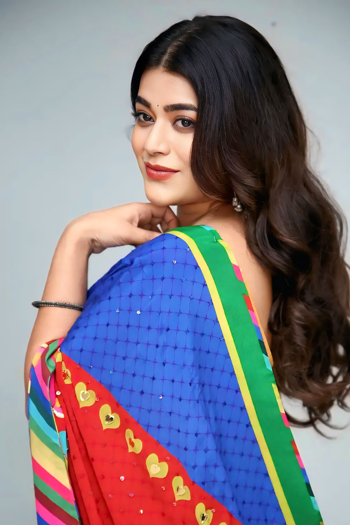 Yamini Bhaskar Steals the Show in Eclectic Printed Saree