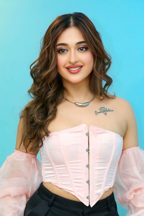 Gayatri Bhardwaj Pairs High-Waisted Trousers with V-Hemline Corset