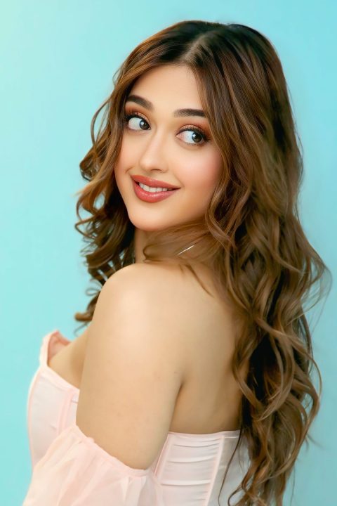 Gayatri Bhardwaj Flattering Strapless Bodice and Ruffled Sleeves