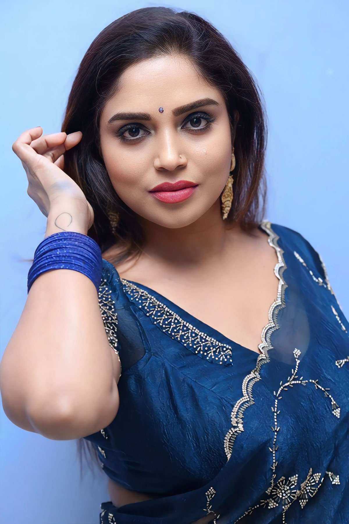 Karunya Chowdary Pairs Sweetheart Neckline with Blue Organza