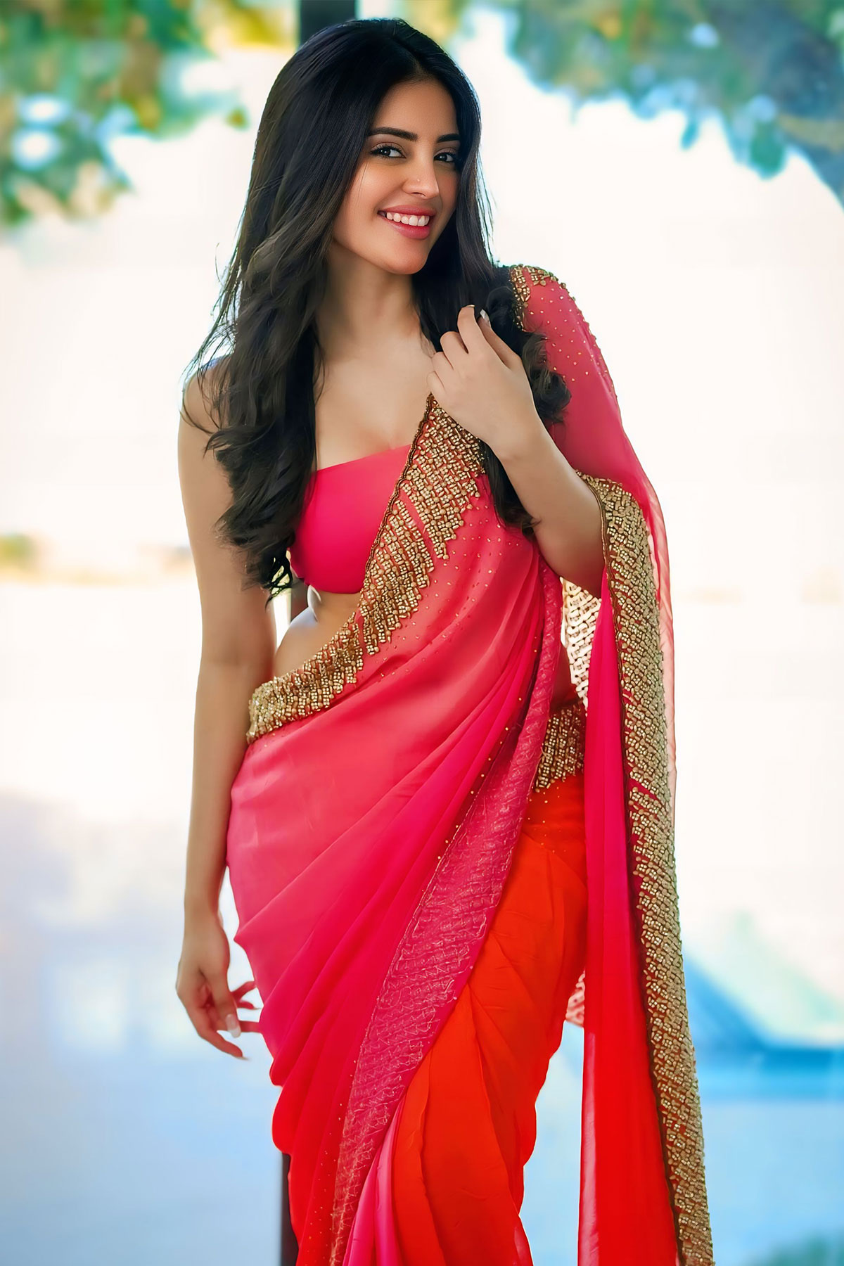 Kushitha Kallapu’s Sleeveless Blouse and Pink Saree Fashion