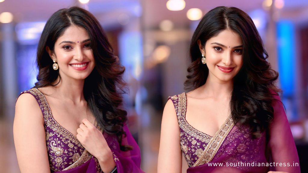 Manasa Varanasi: The Fashion Diva of the Couple Friendly Pre-Valentine Bash