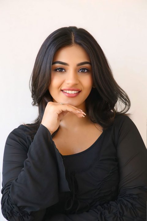 Get the Look: Nayan Sarika in black Fashion at Movie Interview