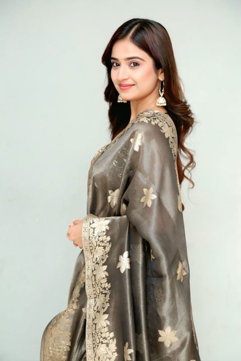 Saylim Chaudhari Figure-Flattering Outfit for Romantic Drama Promo