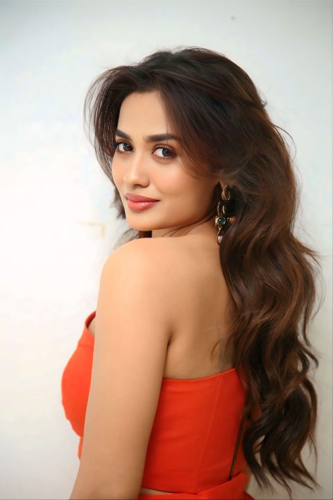 Teju Ashwini in Sizzling Summer Look: Orange Maxi Skirt and Crop Top