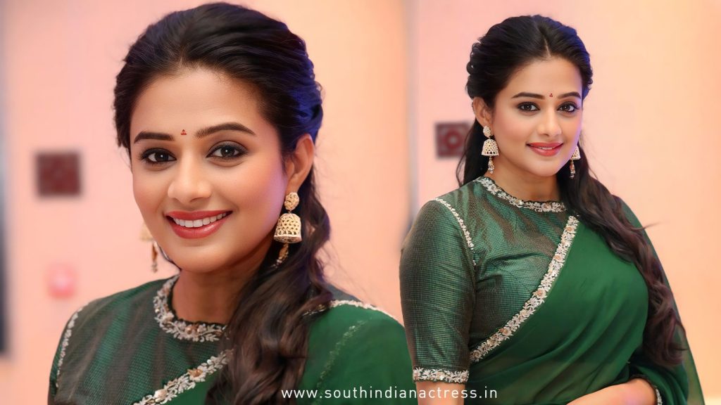 Must-See: Priyamani Breathtaking Saraswathi Pre-Release Style