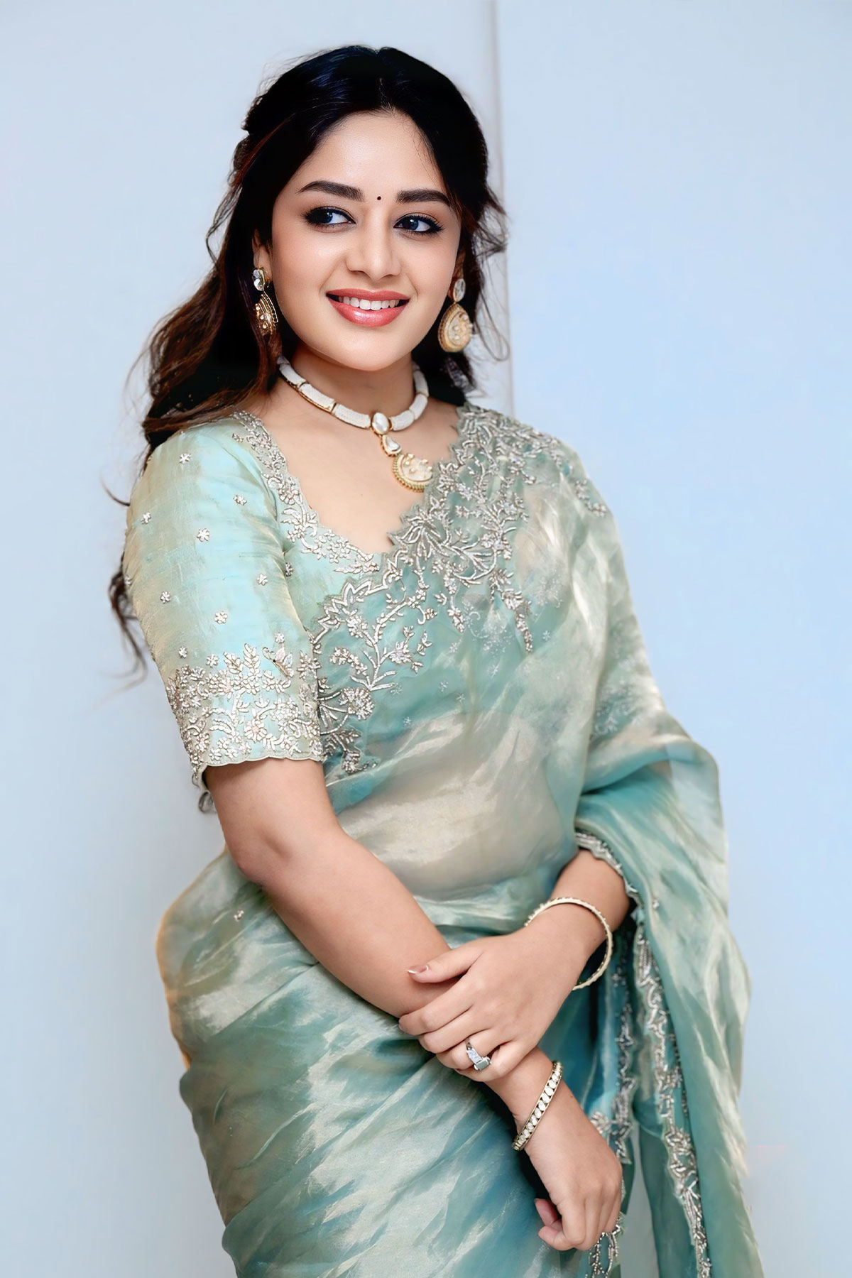Deepshikha Chandran Sets Ethnic Goals in Mint Organza Saree
