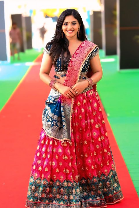 Nayan Sarika Steals the Show in Traditional Gold Zari Lehenga
