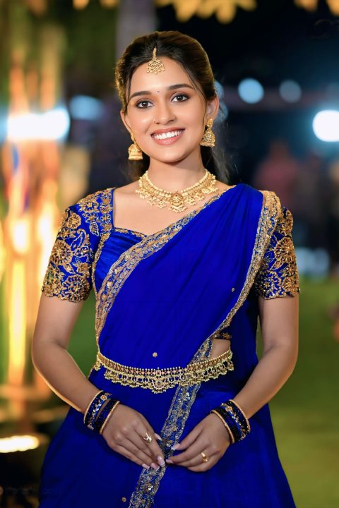 Must-See: Nidhi Pradeep in Festive Look at Film Pre-Release