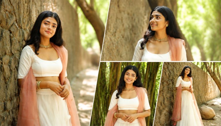 Ahilya Bamroo Steals the Show in Soft Blush Pink Dupatta