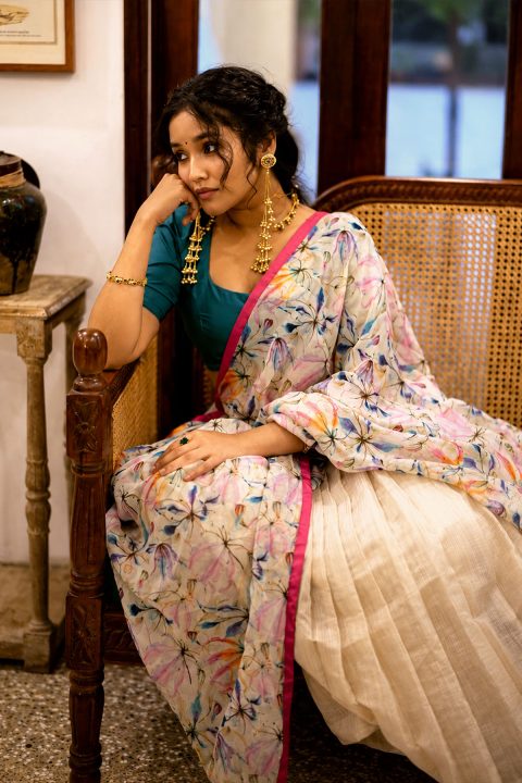 Anikha Surendran Traditional Avatar: Ivory Floral Lehenga Choli