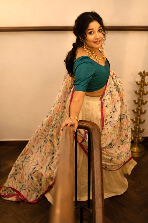 Anikha Surendran in Mesmerizing Half-Saree Photoshoot Gallery