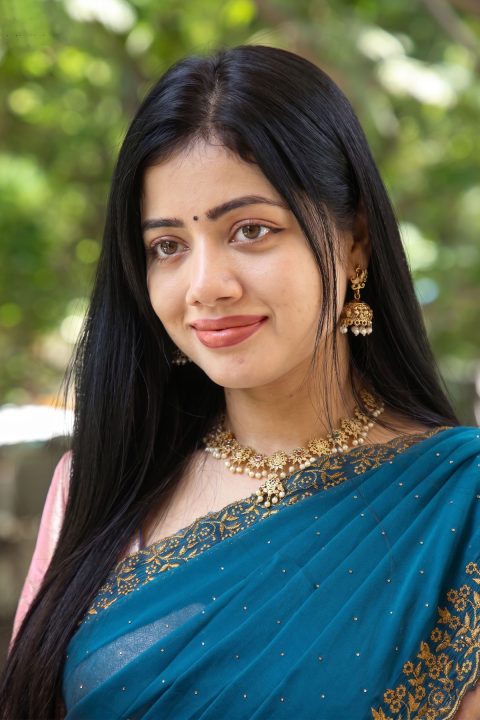 Bhairavi Ardhya Sets Ethnic Goals in Peach Satin Half Saree