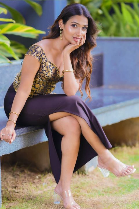 Chaminda Varma Latest Photos: Black-Gold Brocade Fashion