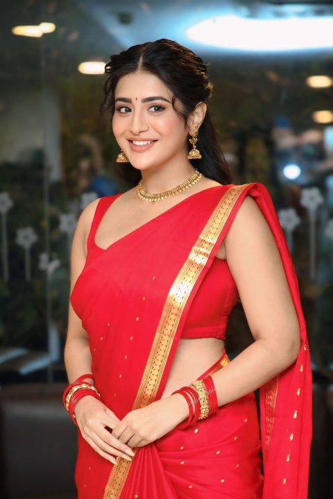 Rashi Singh Red Saree Styling Inspiration