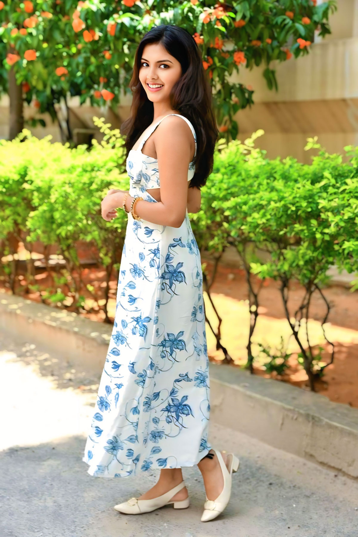 Roopa Srinivas Steals the Show in Blue Floral Maxi Dress
