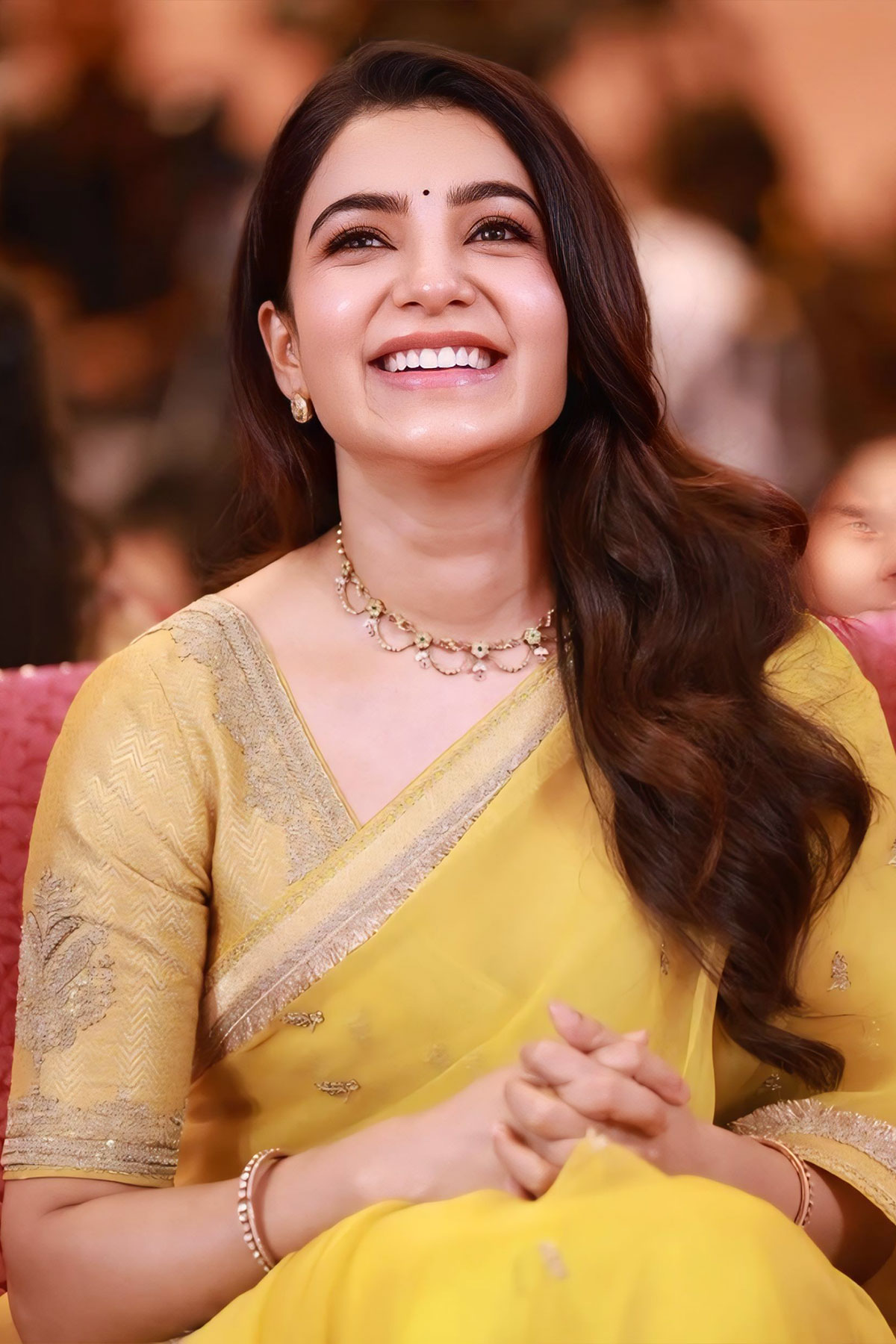 Samantha Ruth Prabhu Dazzles in Yellow Organza Saree
