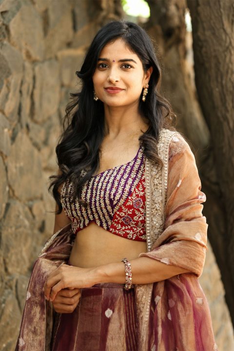 Shalini Kondepudi Dazzles in Gold Zari Stripe Lehenga Choli