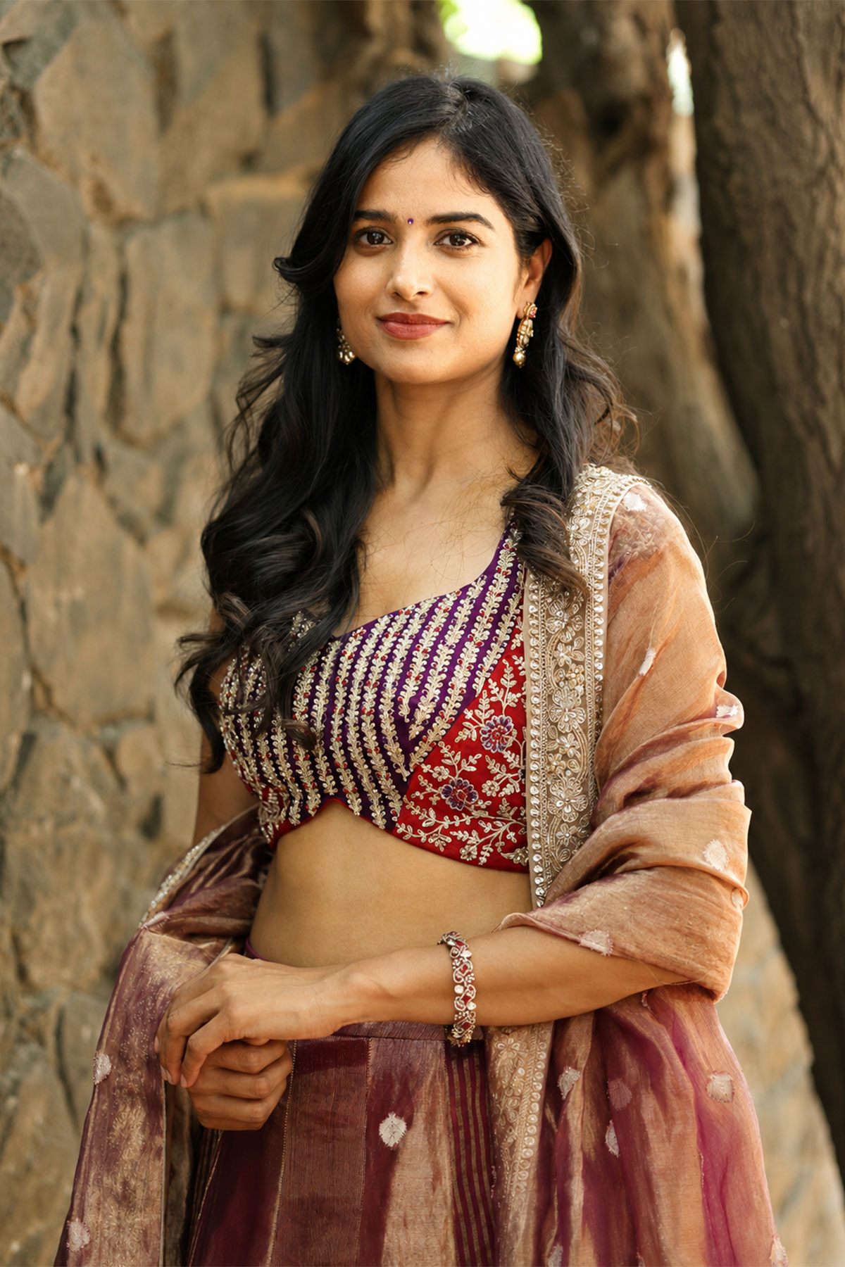 Shalini Kondepudi Dazzles in Gold Zari Stripe Lehenga Choli