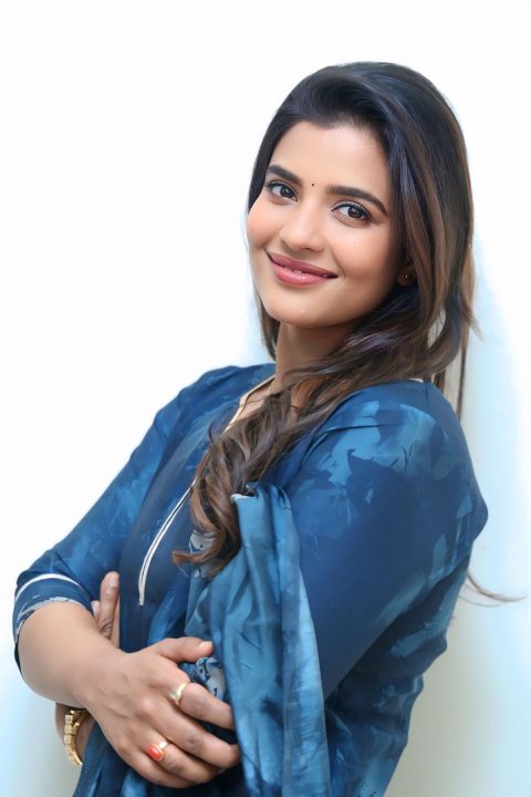 Aishwarya Rajesh Oh Sukumari Movie Promotional Look