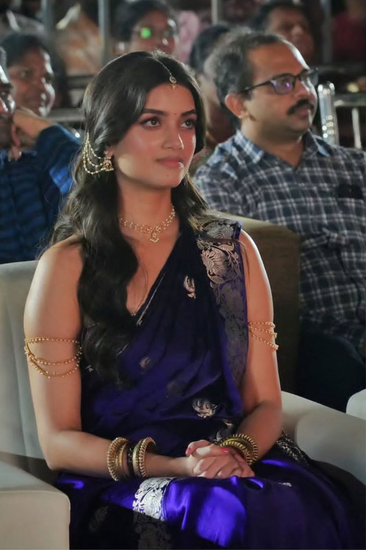BhagyaShri Borse Gorgeous Banarasi Saree Lenin Promotions