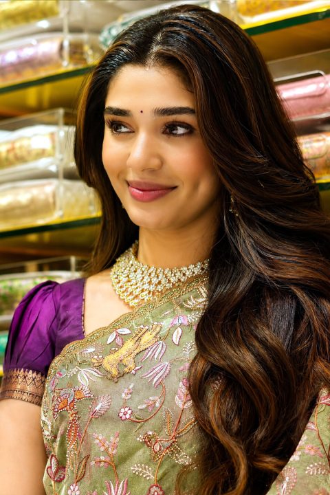 Krithi Shetty Stunning Traditional Look SR Shopping Mall Launch