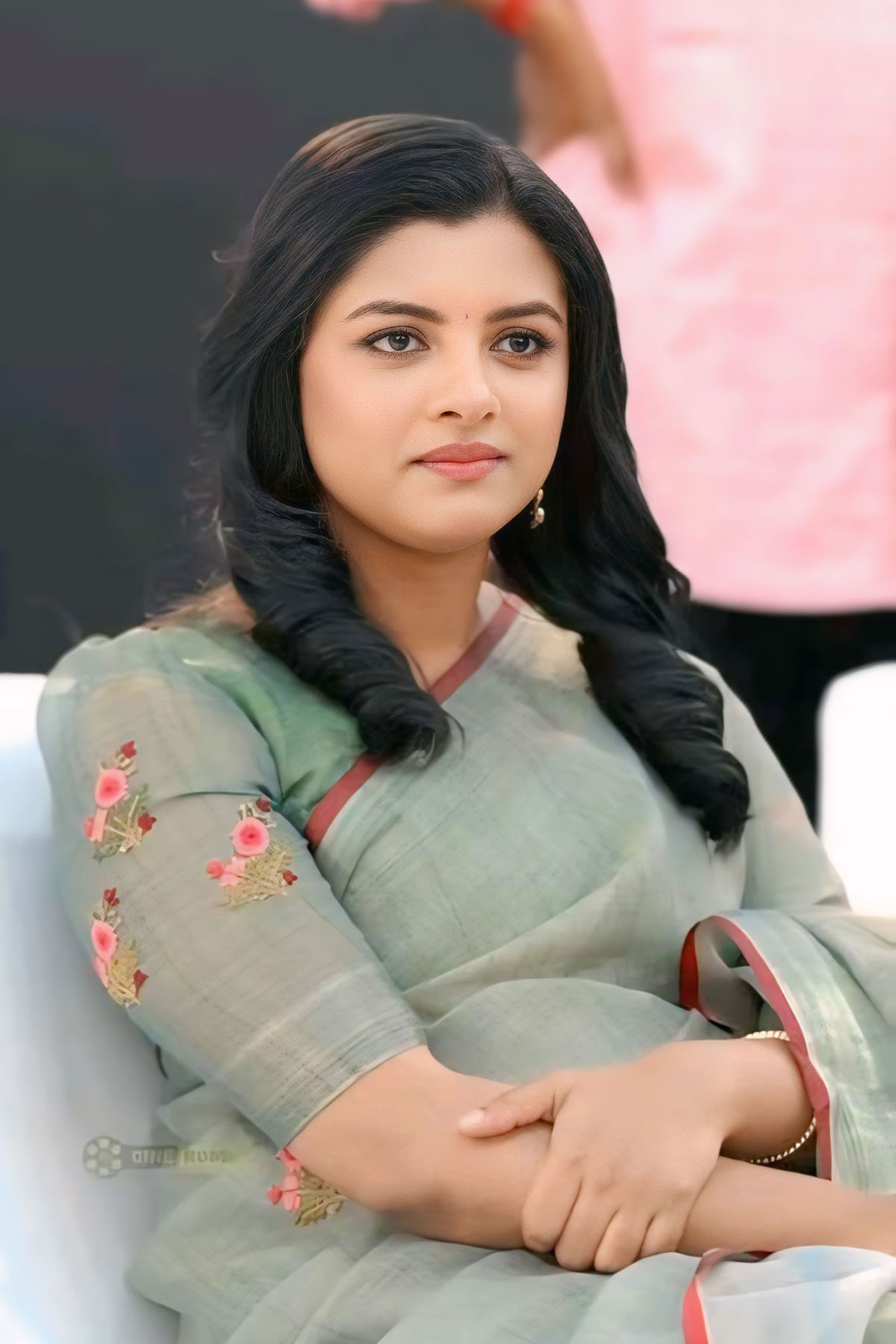 Unmadham Trailer Launch: Lijomol Jose Graceful Linen Saree Look