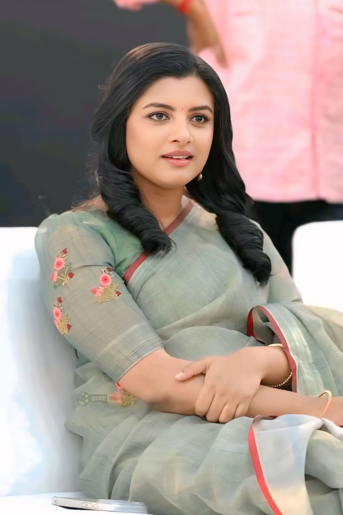 Lijomol Jose Sage Green Embroidered Linen Saree Style