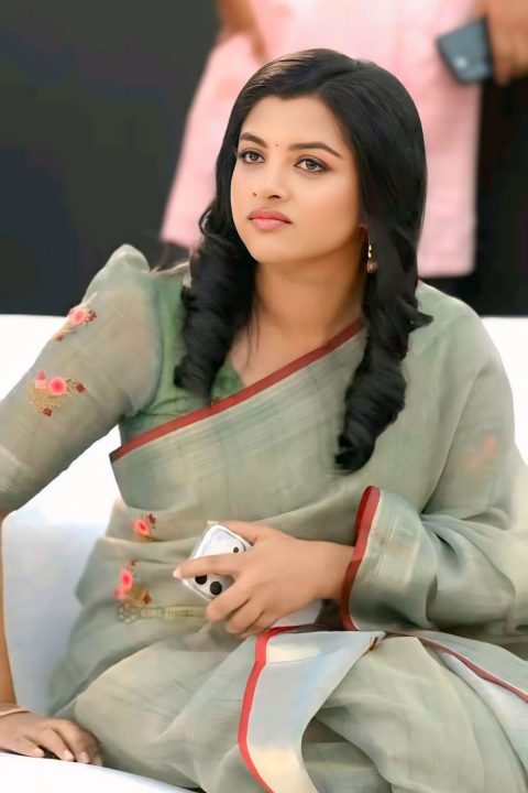 Lijomol Jose Ethnic Style in Sage Green Saree at Unmadham Launch