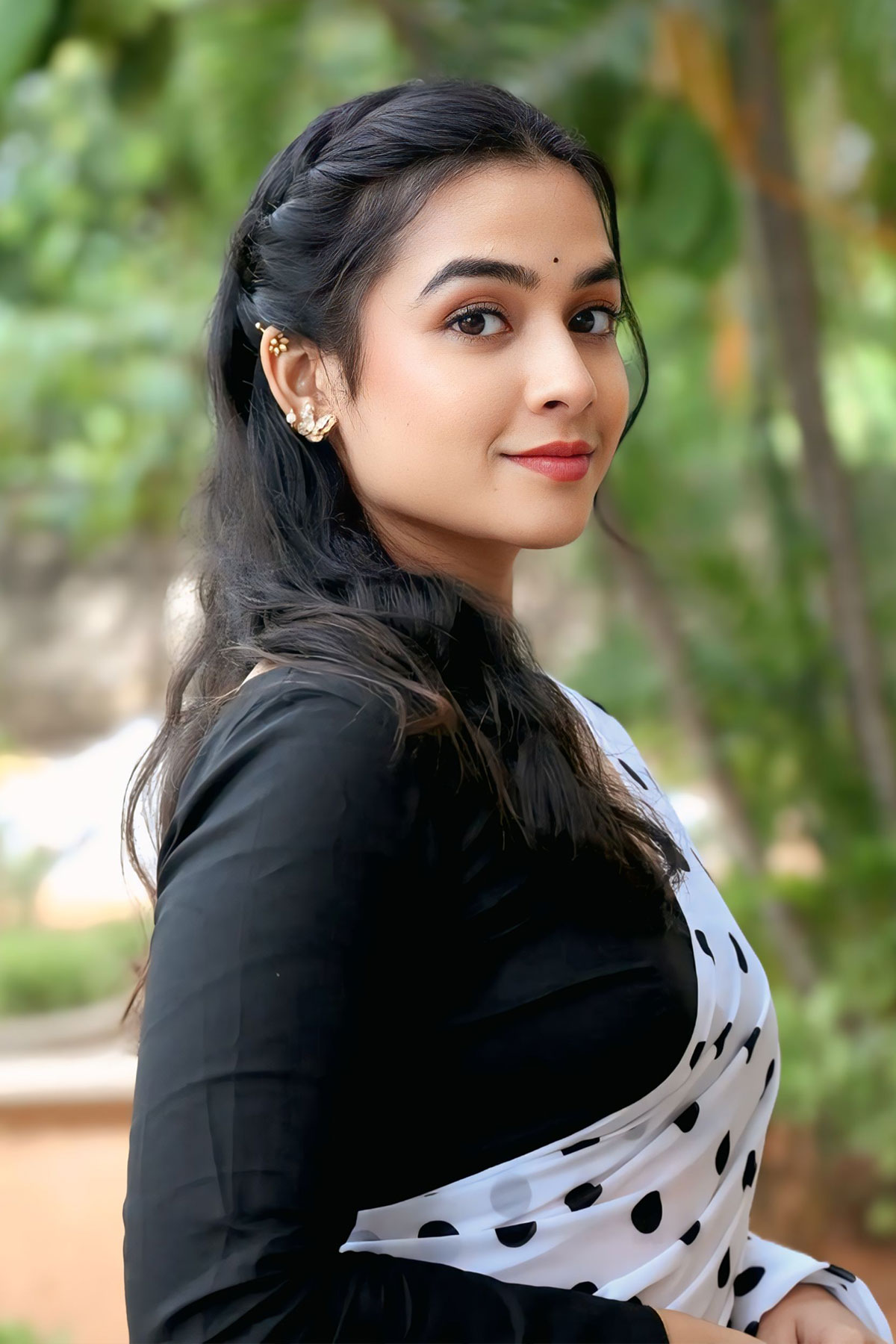 Retro Inspired Polka Dot Saree Sahithi Avancha Latest Images