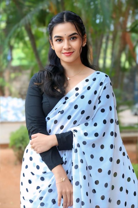 Sahithi Avancha Polka Dot Saree Look Hyderabad Movie Promotion
