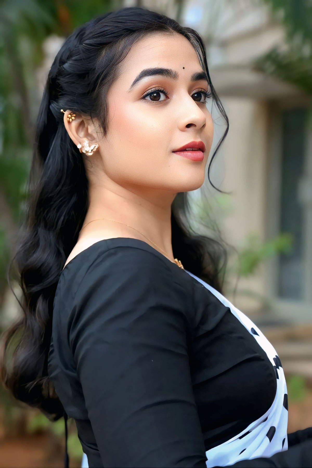 Kalyanam Kamaneeyam Jeevitham Press Meet Sahithi Avancha Saree Look
