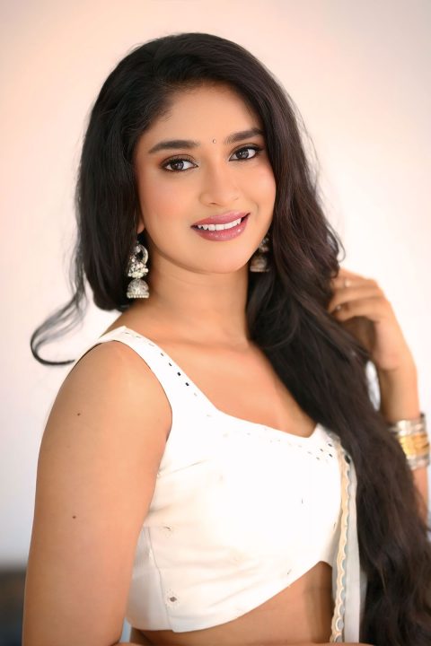 Vedha Jalandharr Pristine White Lehenga Set Ethnic Style Ameer Log