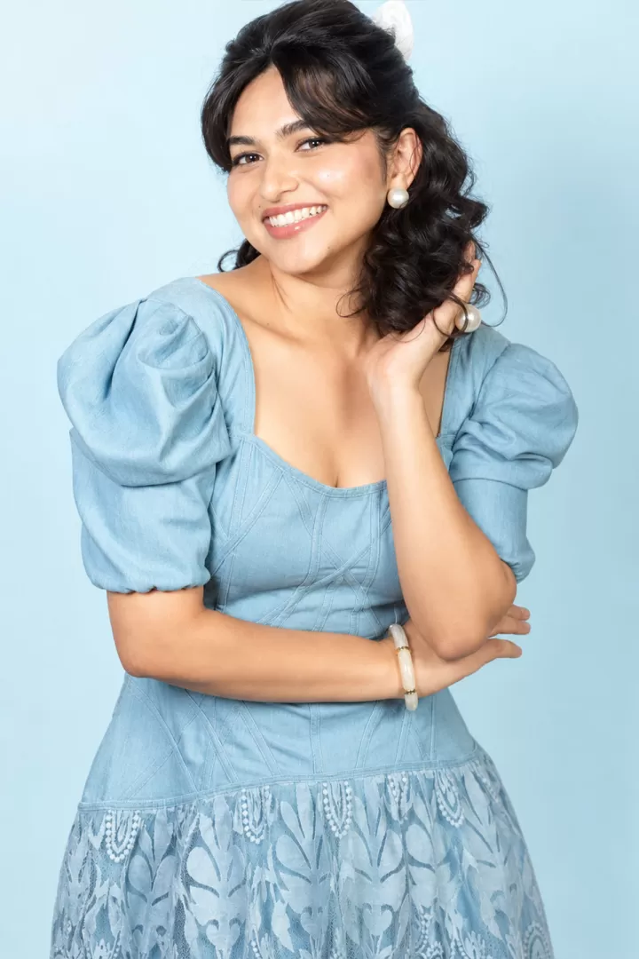 Kayadu Lohar Gorgeous Photos in Blue Puff Sleeve Midi Dress